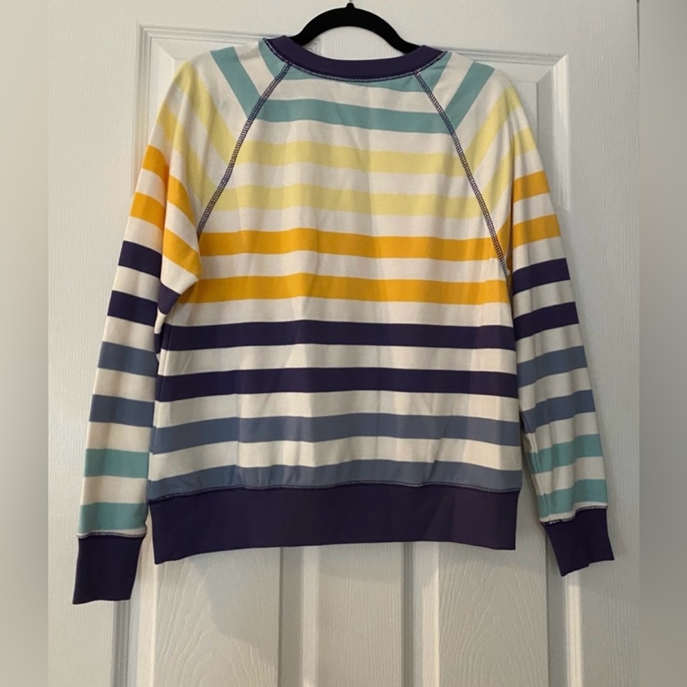Women’s Old Navy Set - Picture 2 of 4
